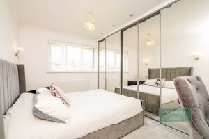 Photo 26- click for photo gallery